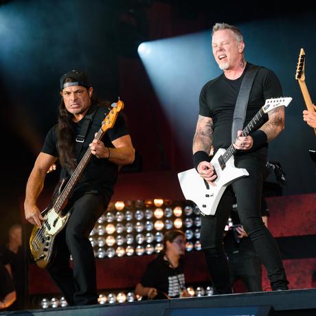 Metallica - Saturday